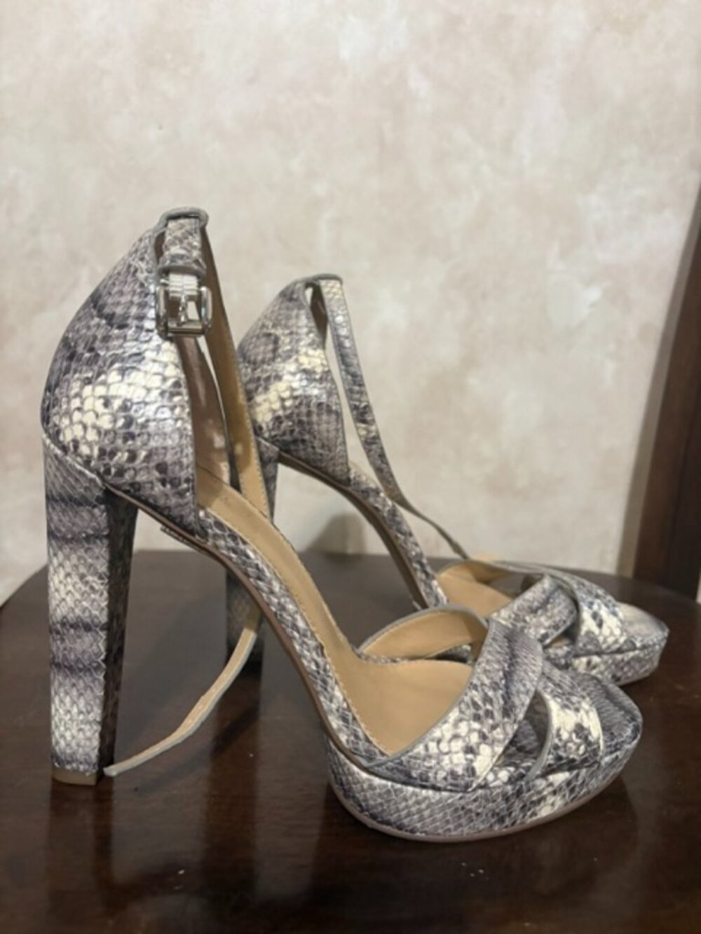 Michael Kors Snake Embossed Platform Sandals Ankle Strap High Heel Size 8.5 M